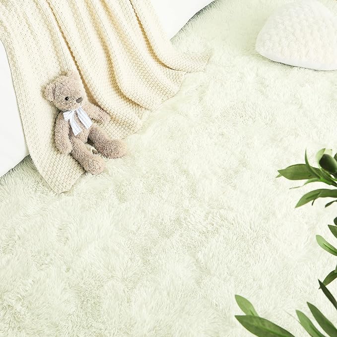 Fluffy Shaggy Area Rugs for Bedroom Bedside | Egoodhome™