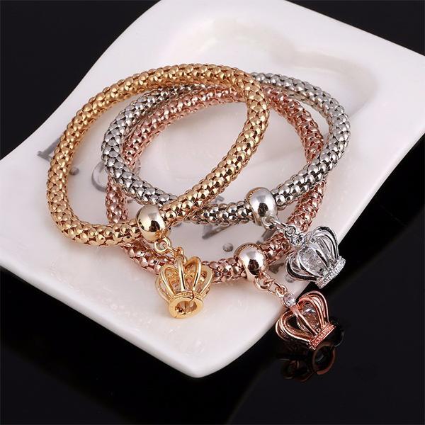 Hollow Crown Charm Bracelet