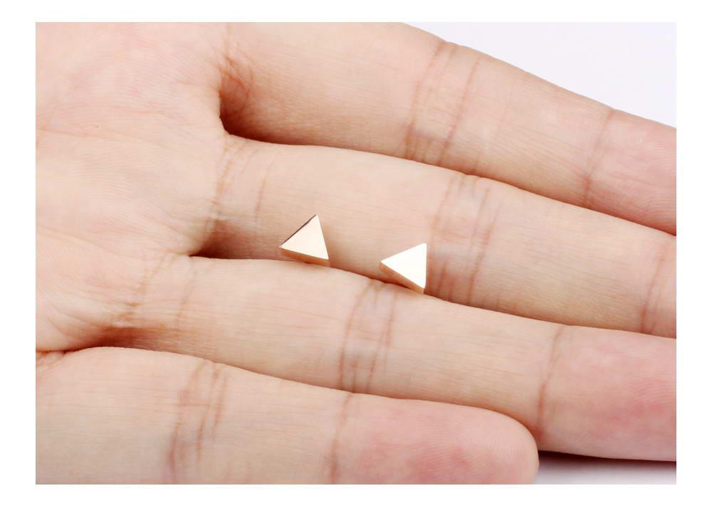 Champagne Gold Color Woman Stud Earring Classical Stainless Steel Triangle New Design Fashion Women Jewelry Earring