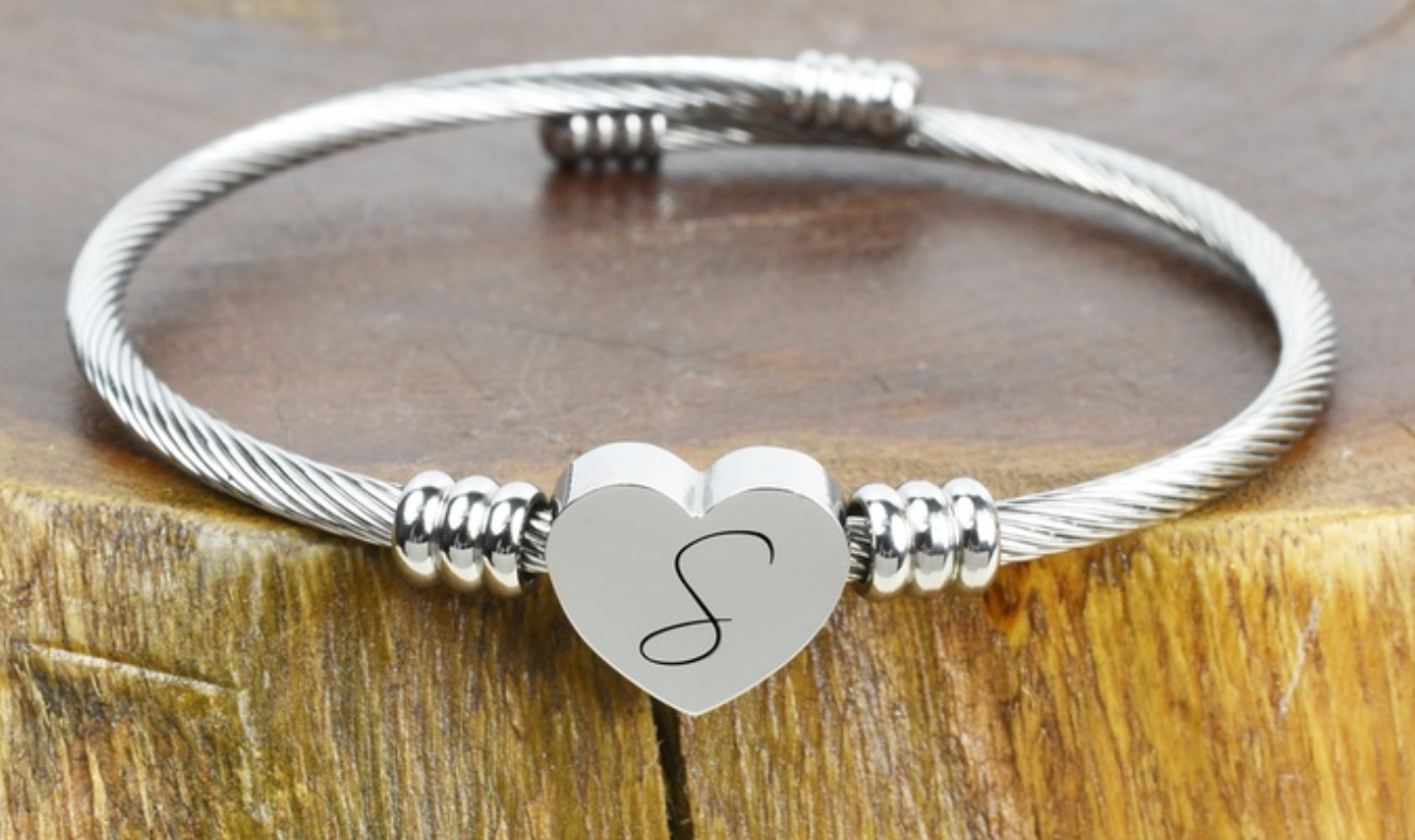 Unique Engraved Heart Charm Bracelet-Limited Edition