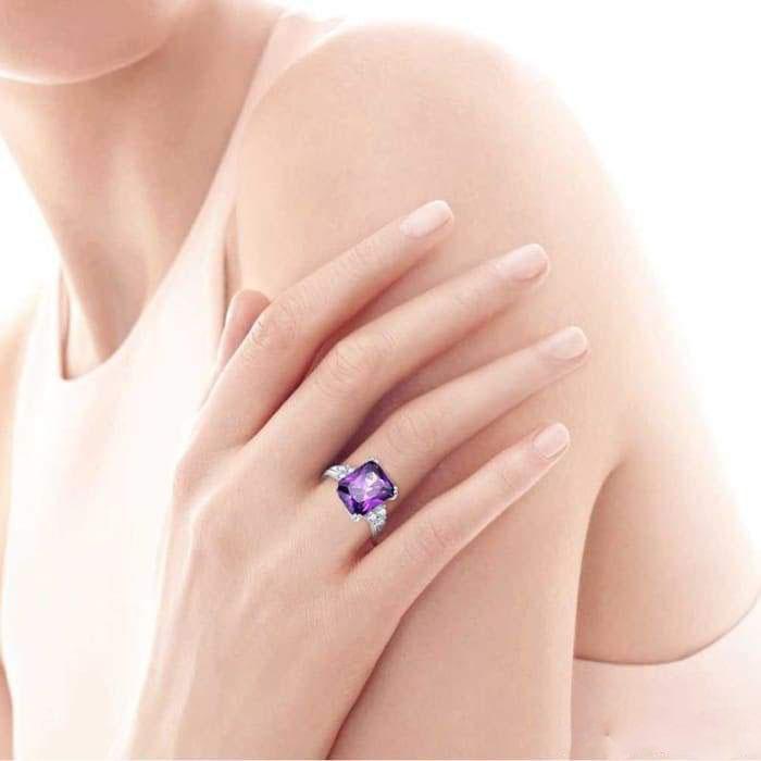 "Beautiful Amethyst" Ring in 925 Silver