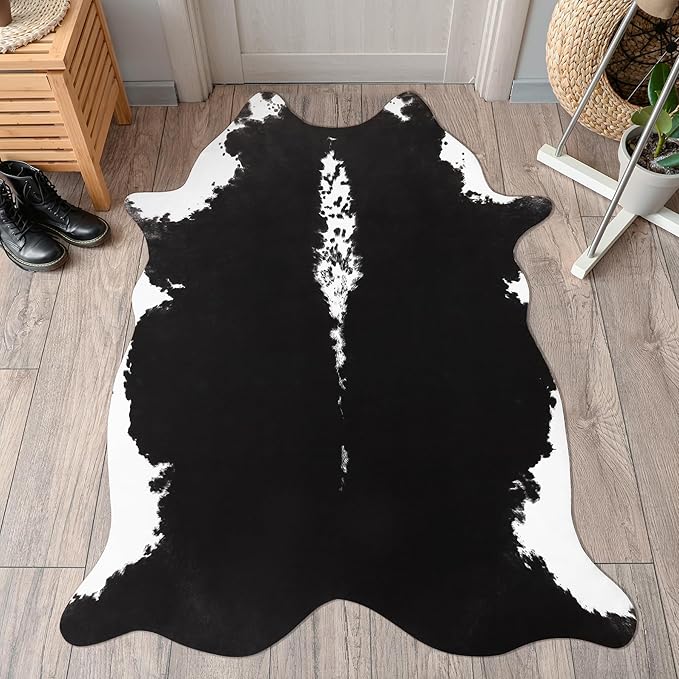Stylish Cow Large Accent Western Rug | Egoodhome™
