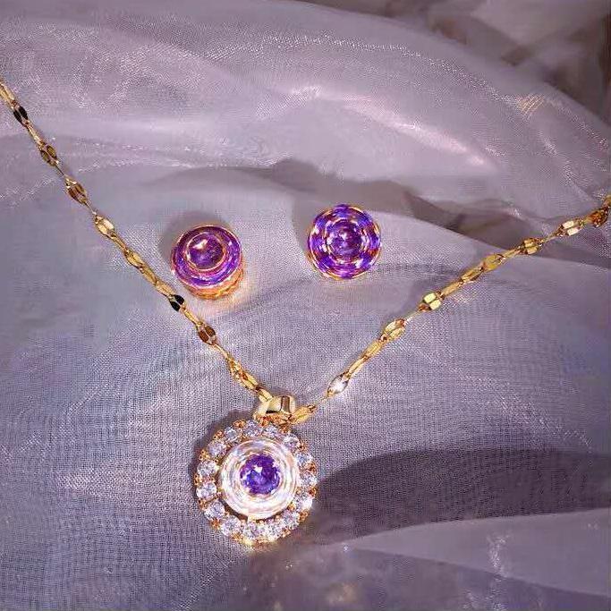Lucky Diamond Rotating Necklace Set