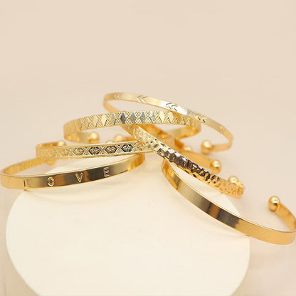 6Pcs/2Pcs/Set Women Bracelets Boho Vintage Gold Geometric Carved Arrow Round Letter Bracelet Set Beach Fashion Jewelry