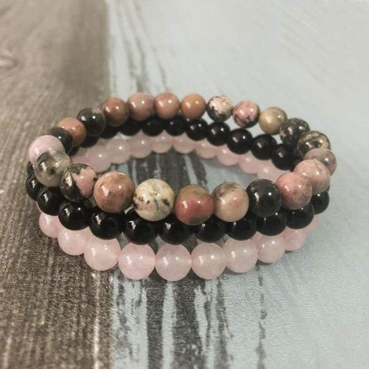 Triple Bracelet "Confidence in Love" in Rose Quartz, Rhodonite and Onyx